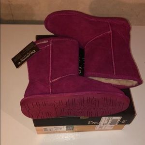 Brand New Girls BearPaws Size 3